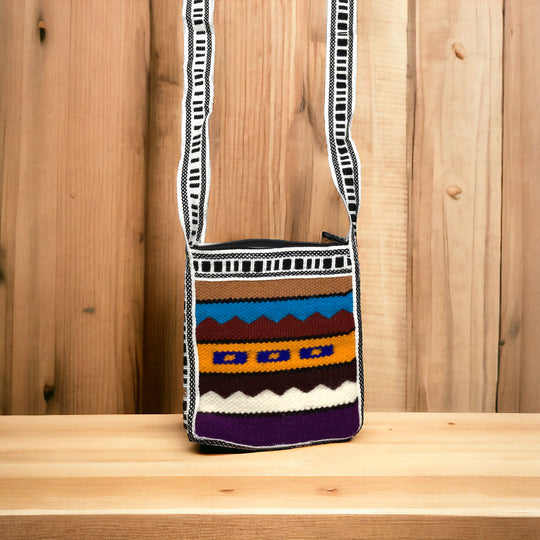 Handmade Crossbody Bag (3)