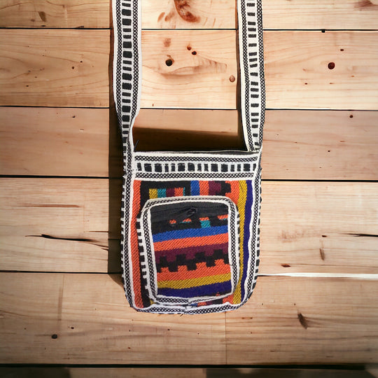 Handmade Crossbody Bag (3)